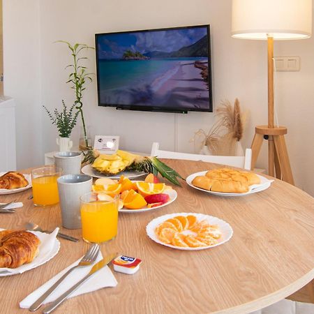 아길라스 Avenida Principal Cerca De La Playa Con Aire Acondicionado Y Wifi - By Aloha Palma 아파트 외부 사진