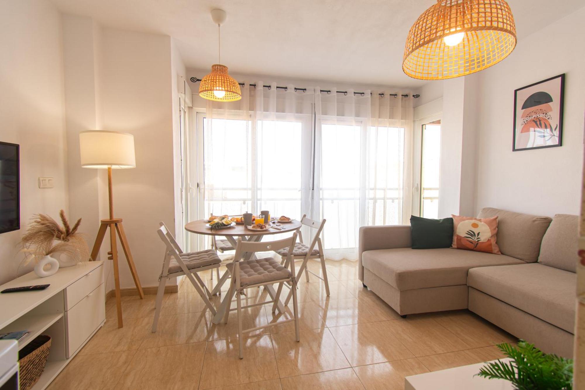 아길라스 Avenida Principal Cerca De La Playa Con Aire Acondicionado Y Wifi - By Aloha Palma 아파트 외부 사진